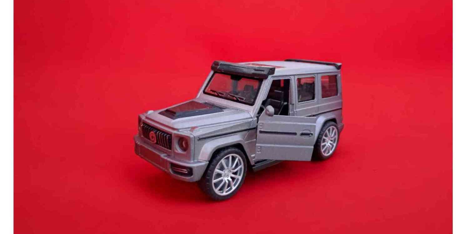 Gray G-Wagon die-cast Car